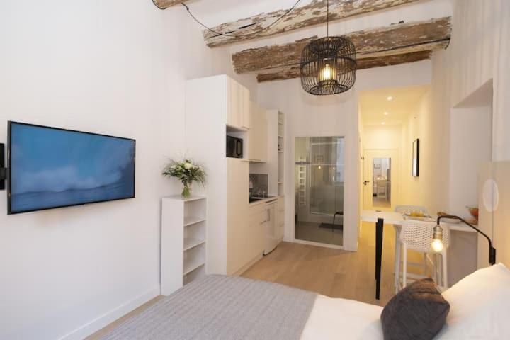 Design Suites Vieux Port Марсель Экстерьер фото